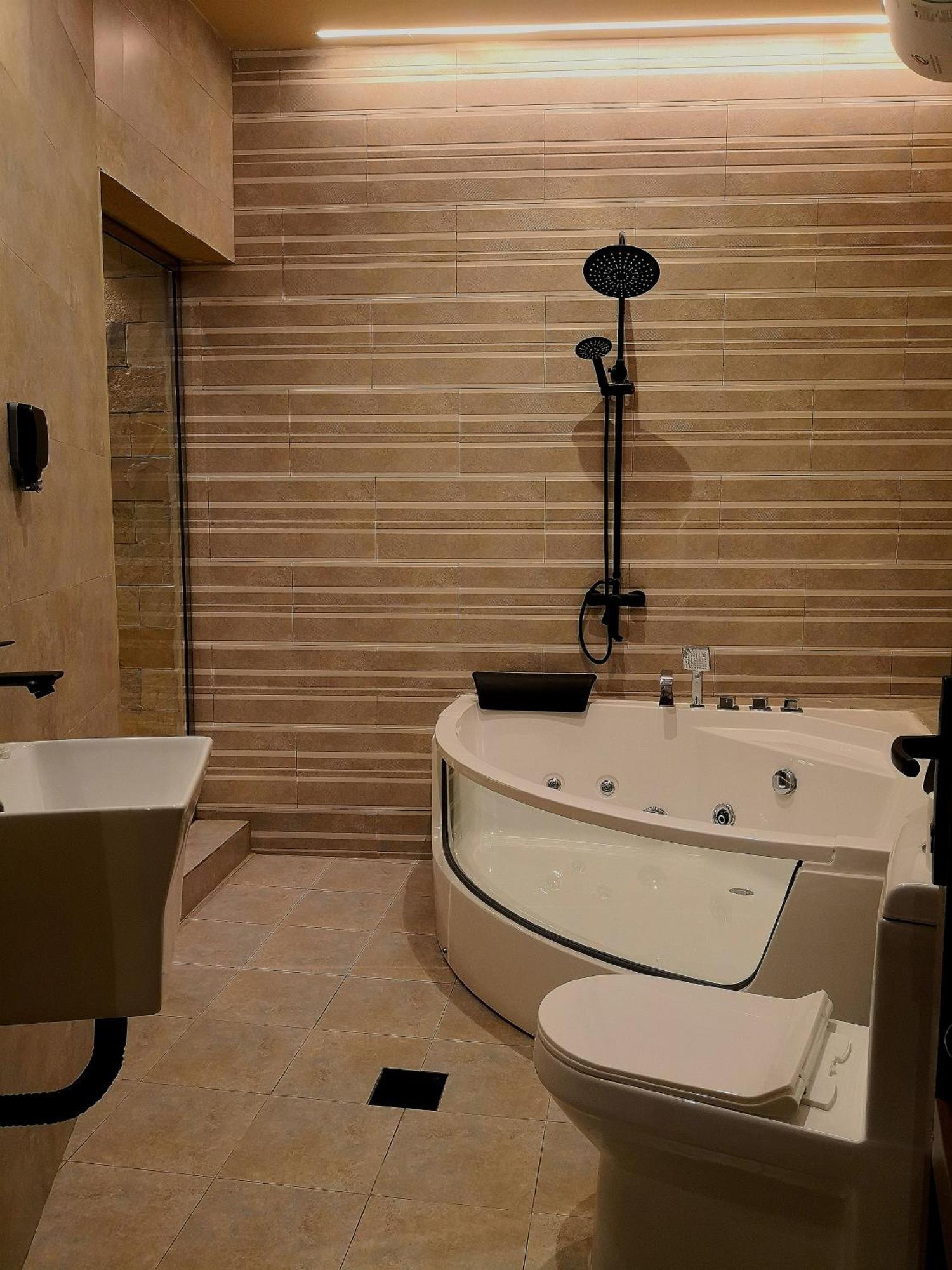 Alaqur View Inn نزل واجهة العقر Nazvá Exteriér fotografie